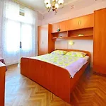Pelda Apartment, Sea View, Parking, Pet Friendly Abbázia