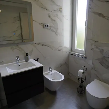 Pelda Apartment, Sea View, Parking, Pet Friendly