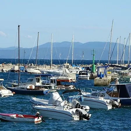 アパート Pelda Apartment, Sea View, Parking, Pet Friendly *