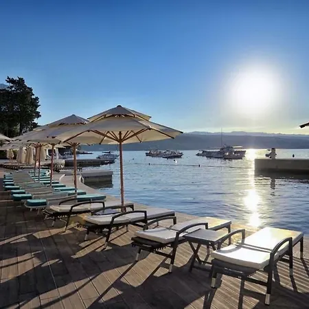 Pelda Apartment, Sea View, Parking, Pet Friendly Apartment Opatija