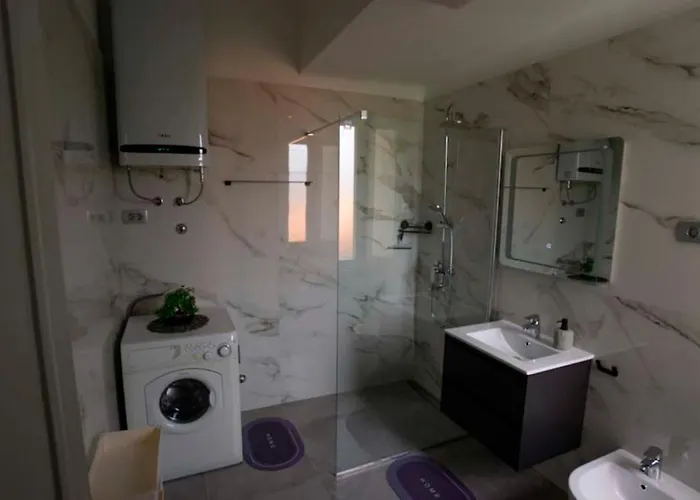 Pelda Apartment, Sea View, Parking, Pet Friendly *