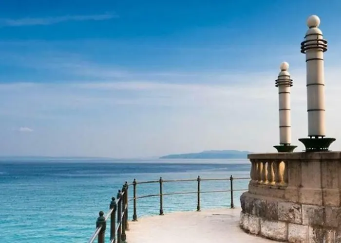 Pelda Apartment, Sea View, Parking, Pet Friendly Апартаменти