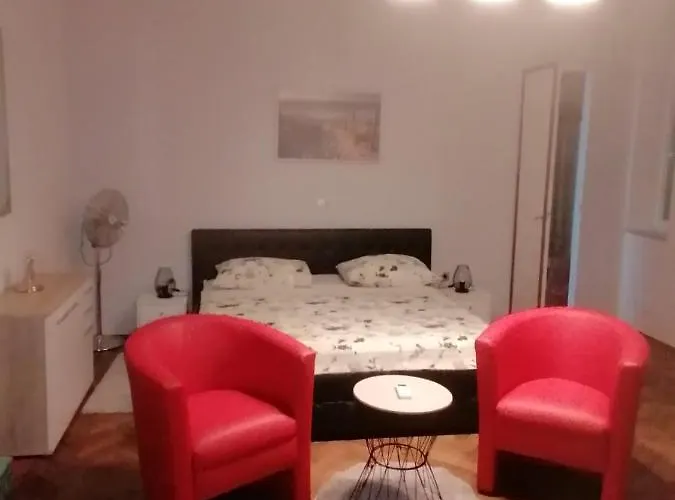 Pelda Apartment, Sea View, Parking, Pet Friendly Διαμέρισμα